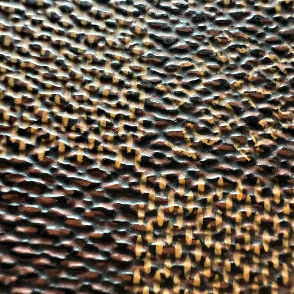 Great Condition Louis Vuitton Checkbook Wallet - Picture 8 of 13